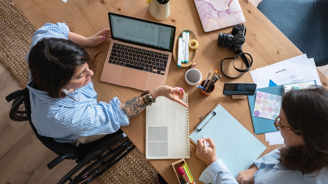 Branding Lewat Souvenir